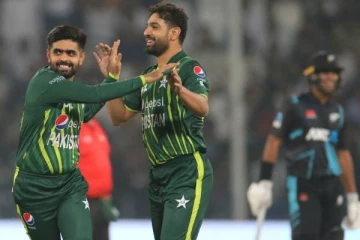 தனது 100வது டி20 போட்டியில் மிரட்டலான வெற்றியை பெற்ற கேப்டன்!