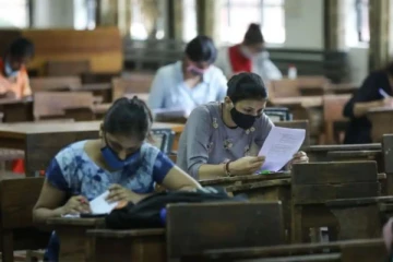 ஆண்டுதோறும் 2 முறை CUET தேர்வு - மத்திய அரசு முடிவு