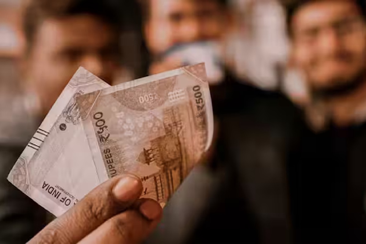 ஒருவர் Savings Accountல் எவ்வளவு பணம் வைத்திருக்கலாம்? | What Is Saving Account And Mastering Your Finance ஒருவர் Savings Accountல் எவ்வளவு பணம் வைத்திருக்கலாம்? | What Is Saving Account And Mastering Your Finance