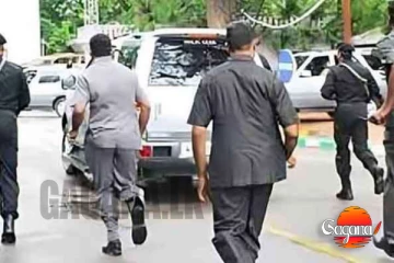 ජනාධිපති ආරක්ෂකයෝ කරන වැඩද මෙව්වා? ජනපති අනුරටත් ලැජ්ජයි