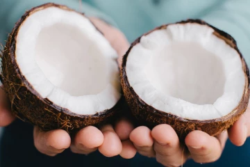 தேங்காய் விலையும் எகிறியது!