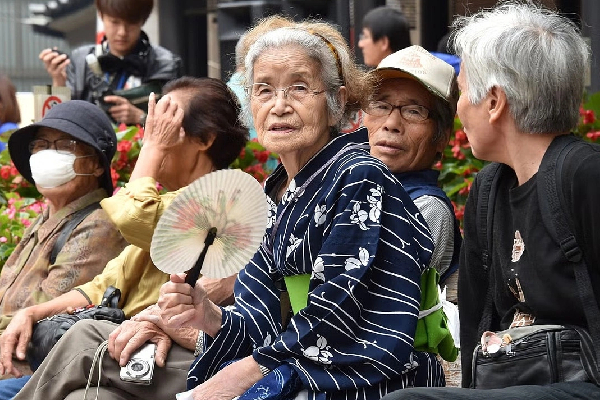 100 வயதுக்கு மேல் உயிர் வாழும் மக்கள் - இதுதான் சீக்ரெட் | Lifestyle Habits Of Japans 100 Years Living Secret 100 வயதுக்கு மேல் உயிர் வாழும் மக்கள் - இதுதான் சீக்ரெட் | Lifestyle Habits Of Japans 100 Years Living Secret