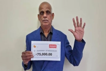 இலங்கைக்கு செல்ல விரும்புகிறேன்! கனடாவில் தமிழருக்கு லொட்டரியில் விழுந்த பெரிய பரிசு! எவ்வளவு தெரியுமா? ஆச்சரியத்தில் மகள்