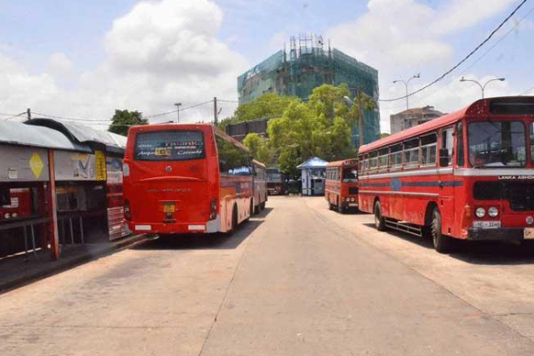 விமானப்படையிடம் ஒப்படைக்கப்படவுள்ள புறக்கோட்டை பேருந்து நிலைய மேம்பாடு! | Improvement Of The Pitakotuwa Bus Stand