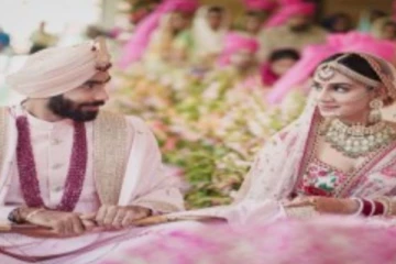 "கடந்த சில நாட்கள் என் வாழ்வில் அதிசயமாக உள்ளது" - புதுமாப்பிள்ளை பும்ராவின் டுவிட்