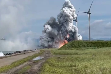 சோதனையின் போது திடீரென வெடித்து சிதறிய ராக்கெட்! பயங்கர சம்பவம்