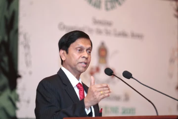 சில நாடுகளில் மத்திய வங்கி ஆளுனருக்கு அமைச்சரவை அந்தஸ்து வழங்கப்படுகின்றது