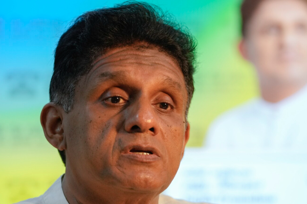 வானிலை அதிகாரிகள் மீது குற்றம் சாட்டி வரும் அரசு! சஜித் விசனம்.. | Ditwah Cyclone Sajith Critise Anura Government வானிலை அதிகாரிகள் மீது குற்றம் சாட்டி வரும் அரசு! சஜித் விசனம்.. | Ditwah Cyclone Sajith Critise Anura Government