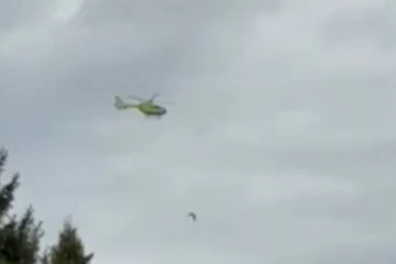 நடுவானில் மோதிக்கொண்ட ஹெலிகொப்டர்கள் ; பலர் பலி