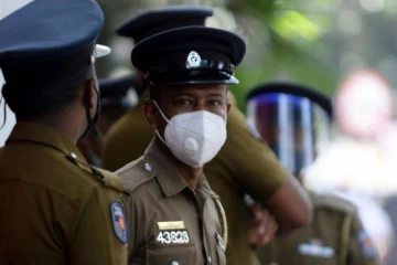 யாழில்  பதின்மவயது சிறுமியின் விபரீத முடியால்  பெரும் அதிர்ச்சி!