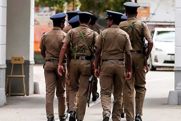 யாழில் தொடர் உண்டியல் திருட்டு - கையும் களவுமாக சிக்கிய இளைஞன் | Police Investigating Srilanka Jaffna
