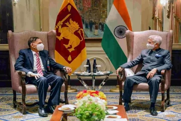 எரிபொருளுக்காக இந்தியாவிடம் 500 மில்லியன் டொலர்களை கடனாக பெற்ற இலங்கை!