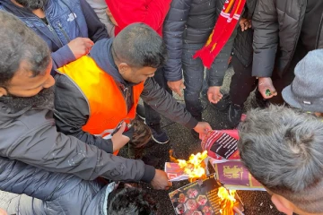 சுதந்திர தினத்தில் இலங்கைக்கு எதிராக புலம்பெயர் தேசங்களில் ஒன்று சேர்ந்த ஈழத்தமிழர்கள் (Video)