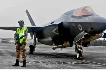 2 வாரமாக இந்தியாவில் இருக்கும் பிரித்தானியாவின் F-35B போர் விமானம் - பார்க்கிங் கட்டணம் எவ்வளவு தெரியுமா?