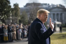 வாஷிங்டன்னை விட்டு வெளியேறுகிறார் டொனால்ட் டிரம்ப்