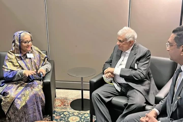 பங்களாதேஷ் பிரதமரை சந்தித்த இலங்கை ஜனாதிபதி ரணில்!