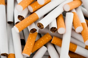 கனடாவில் சிகரெட் விற்பனையின் பின்னணியில் சட்டவிரோத கும்பல்கள்