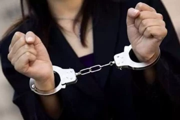 ஐவர் சுட்டுக் கொல்லப்பட்ட சம்பவம் தொடர்பில் இரண்டு பெண்கள் கைது