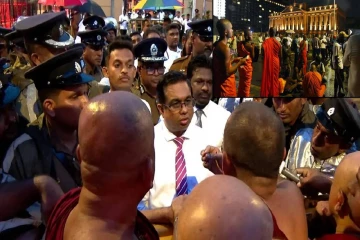 ஞானசார தேரருக்கு பொது மன்னிப்பு:உறுதியான பதிலை வழங்காத ஜனாதிபதி செயலாளர்