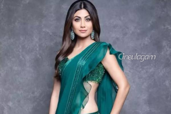 எப்போதும் பிட்டாக இருக்க நடிகை ஷில்பா ஷெட்டி எடுத்துக் கொள்ளும் டயட்- என்ன செய்கிறார் தெரியுமா? | Actress Shilpa Shetty Weight Loss Journey எப்போதும் பிட்டாக இருக்க நடிகை ஷில்பா ஷெட்டி எடுத்துக் கொள்ளும் டயட்- என்ன செய்கிறார் தெரியுமா? | Actress Shilpa Shetty Weight Loss Journey