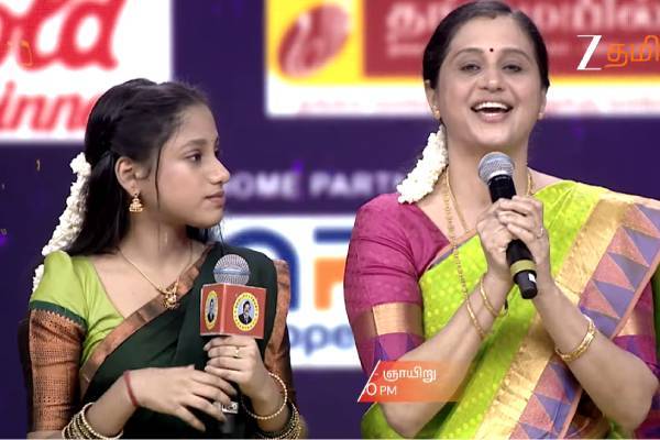 அழகில் அம்மாவையே மிஞ்சிட்டாரே... கொள்ளை அழகில் ரசிகர்களை ஈர்க்கும் சரிகமப புகழ் இனியா! | Saregamapa Flame Iniya Look In Saree Goes Viral அழகில் அம்மாவையே மிஞ்சிட்டாரே... கொள்ளை அழகில் ரசிகர்களை ஈர்க்கும் சரிகமப புகழ் இனியா! | Saregamapa Flame Iniya Look In Saree Goes Viral