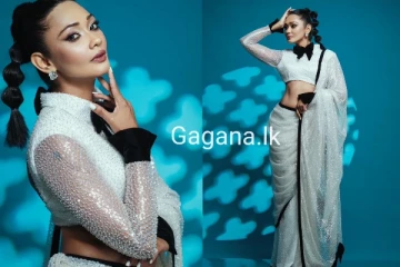 බලන්නකෝ යුරේනිගේ ලස්සන .. සමාජ මාධ්‍ය කළඹමින් දැමූ ජායාරූප ටික.... (PHOTOS)