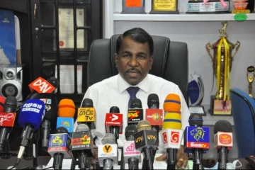 தீபாவளி பண்டிகை கொண்டாட்டம் தொடர்பில் மக்களுக்கு எச்சரிக்கை விடுத்துள்ள மட்டு. அரச அதிபர்!