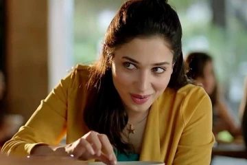 பாடசாலை பாடப்புத்தங்களில் இடம்பிடித்த தமன்னா; பெற்றோர் திகைப்பு!