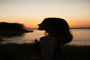 மூடநம்பிக்கையால் வந்த வினை; மரணத்தின் விளிம்பிற்குச் சென்ற பெண்