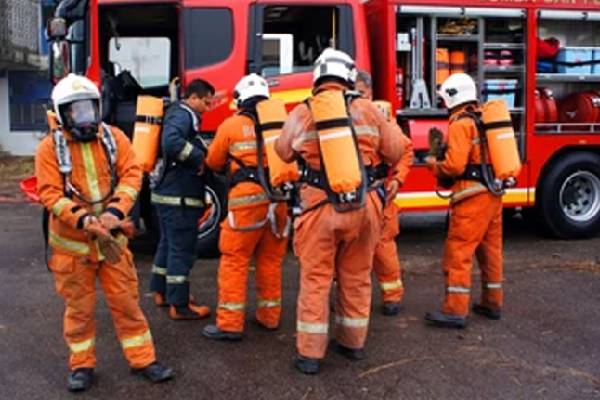 பட்டாசு தொழிற்சாலையில் தீ விபத்து ; ஊழியர் காயம் | Fire Accident At A Fireworks Factory