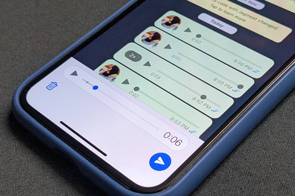WhatsApp இன் சூப்பர் அப்டேட்! இனி வாய்ஸ் மெசேஜ்களை ப்ரிவ்யூ பண்ணி பார்த்து அனுப்பலாம் | Voice Message Preview Feature