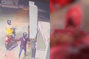 QR ඉල්ලූ පොම්පකරුවකුට යතුරුපැදිකරුවන් දෙදෙනෙක් කළ හදිය.