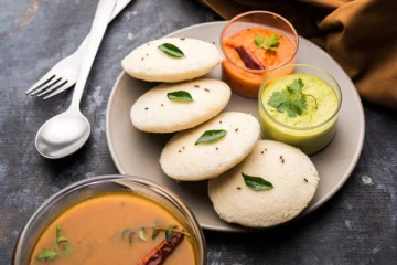 இட்லி - சாம்பார் எடையை குறைக்க உதவுமா?  எப்படி ? வாங்க தெரிஞ்சு கொள்ளலாம்!