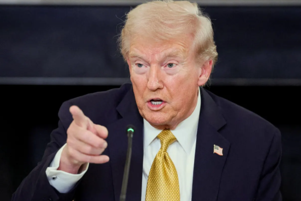 ட்ரம்பின் அறிவிப்பால் மகிழ்ச்சியில் அமெரிக்க மக்கள்.. | Trump Cuts Tariffs On Goods Like Consumer Prices ட்ரம்பின் அறிவிப்பால் மகிழ்ச்சியில் அமெரிக்க மக்கள்.. | Trump Cuts Tariffs On Goods Like Consumer Prices