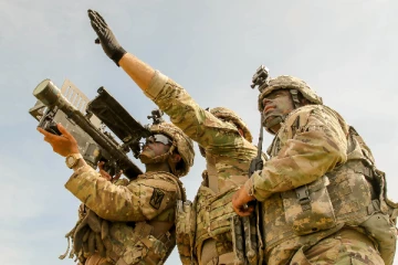 உச்சம் தொட்ட உலகளாவிய இராணுவச் செலவு: 2025-ல் அதிக இராணுவச் செலவு செய்யும் முதல் 5 நாடுகள்