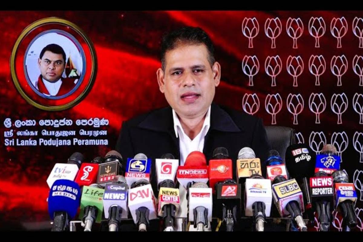 மக்களின் உரிமைகளைபறிப்பதற்கு அரசு முயற்சி : மொட்டுக் கட்சி குற்றச்சாட்டு | Accusation By The Pohottuwa Party Against Govt மக்களின் உரிமைகளைபறிப்பதற்கு அரசு முயற்சி : மொட்டுக் கட்சி குற்றச்சாட்டு | Accusation By The Pohottuwa Party Against Govt