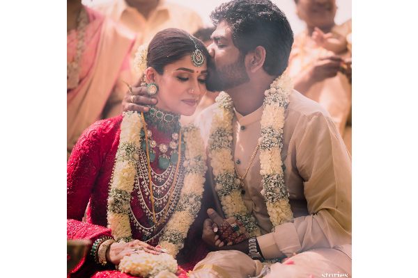 ஓசி திருமணத்தால் பிரச்சனையில் நயன்தாரா விக்கி ஜோடி! ஆப்பு வைத்ததா நெட்பிளிக்ஸ்? | Netflix Notice Nayanthara Vignesh Shivan