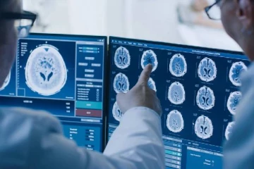 மர்ம நோயால் பாதிக்கப்படும் இளைஞர்கள்... குழப்பத்தில் கனேடிய மருத்துவ நிபுணர்கள்