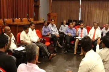 22 වනදා රටේම වෙන දෙයක් ගැන වෘත්තීය සමිති කියන දේ..