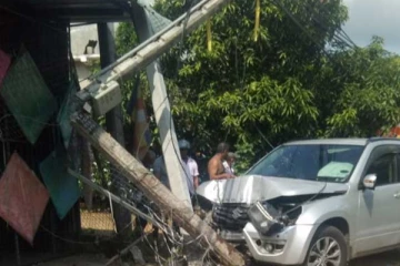 සිසුවිය බිළිගත් ජීප් රථය