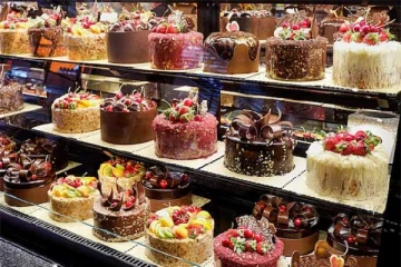 கிறிஸ்துமஸ் பண்டிகை காலத்தில் வீழ்ச்சியடைந்த கேக் விற்பனை