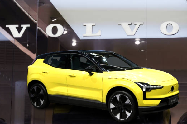 Volvo EX30 recall 2026, Volvo electric SUV fire risk, Volvo battery safety issue, Volvo EV global recall, Volvo EX30 customer safety, Electric car recalls 2026 #Volvo #EX30 #ElectricSUV #EVRecall #BatterySafety #AutomobileNews #EVFireRisk Volvo EX30 recall 2026, Volvo electric SUV fire risk, Volvo battery safety issue, Volvo EV global recall, Volvo EX30 customer safety, Electric car recalls 2026 #Volvo #EX30 #ElectricSUV #EVRecall #BatterySafety #AutomobileNews #EVFireRisk