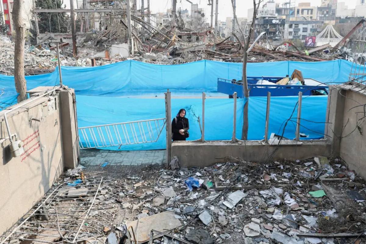 ஈரான் தொழிற்சாலையில் பாரிய தாக்குதல்! 15 பேர் பலி | Iran Isreal Usa War Latest Update