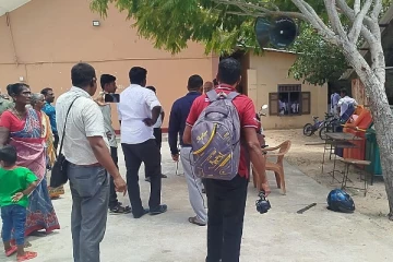 யாழ். ஊடகவியலாளர்களை செய்தி சேகரிக்க தடுத்த அதிபர் மற்றும் ஆசிரியர்கள்