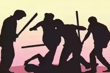 யாழில்  ஆலய திருப்பணியில் ஈடுபட்டிருந்தவர் மீது மூர்க்கதனமாக தாக்குதல்; இளைஞர் குழுவொன்று அரங்கேற்றிய கொடுமை