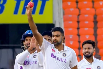 கும்ப்ளேவைத் தாண்டி சென்று விக்கெட்டுகள் எடுக்க மாட்டேன் - அஸ்வின் பரபரப்பு பேச்சு