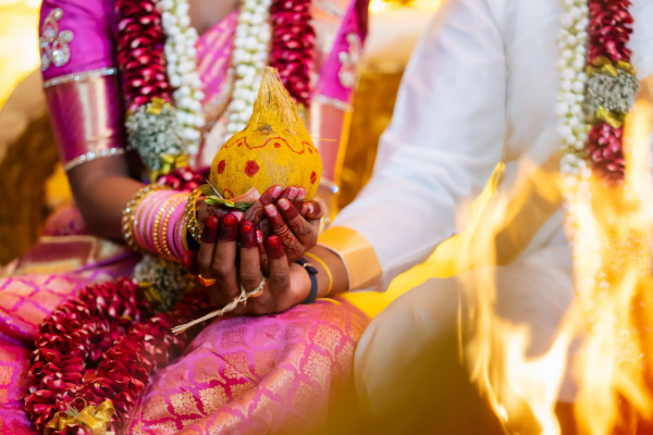 திருமணத்தை தள்ளிப்போடும் 12 ஜாதக தோஷங்கள்; பரிகாரங்கள் இதோ! | 12 Astrological Defects That Delay Marriage திருமணத்தை தள்ளிப்போடும் 12 ஜாதக தோஷங்கள்; பரிகாரங்கள் இதோ! | 12 Astrological Defects That Delay Marriage