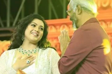 ரஜினிகாந்த் கேட்டும் 40 ஆண்டுகளாக பிரபல இயக்குனர்களை ஒதுக்கி வரும் நடிகை மீனா!! இதுதான் உண்மை