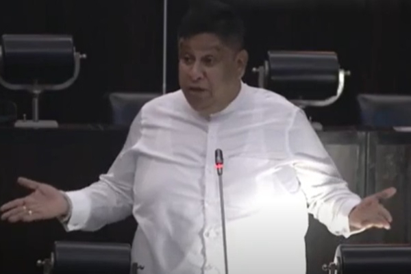 மெகசின் சிறைச்சாலையில் பாரிய நெரிசல் : குழப்பங்கள் வெடிக்குமென சபையில் எச்சரிக்கை | Megasine Prison Chamara Sampath மெகசின் சிறைச்சாலையில் பாரிய நெரிசல் : குழப்பங்கள் வெடிக்குமென சபையில் எச்சரிக்கை | Megasine Prison Chamara Sampath