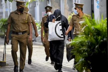 38 வயது பெண்ணுடன் சிக்கிய 26 வயது இளைஞர்!